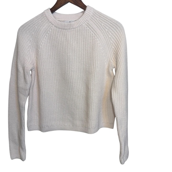 Banana Republic Sweaters - NWT Banana Republic Cream Organic Cotton Chunky Knit Crewneck Sweater Woman’s XS